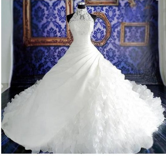 Traditional Wedding Dress with Large Trail